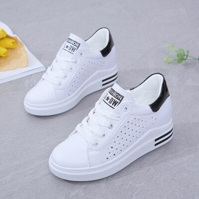 Women Sneaker